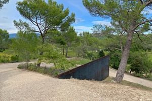 [Richard Serra][0], _Aix_ (2008). Château La Coste, Provence, France. Photo: Georges Armaos.

[0]: https://ocula.com/artists/richard-serra/